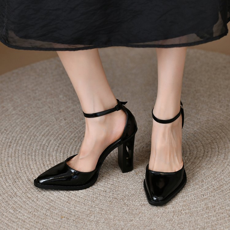 Moscow Women’s High-Heel Pumps