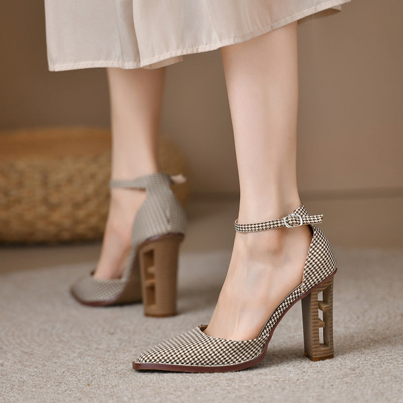 Moscow Women’s High-Heel Pumps