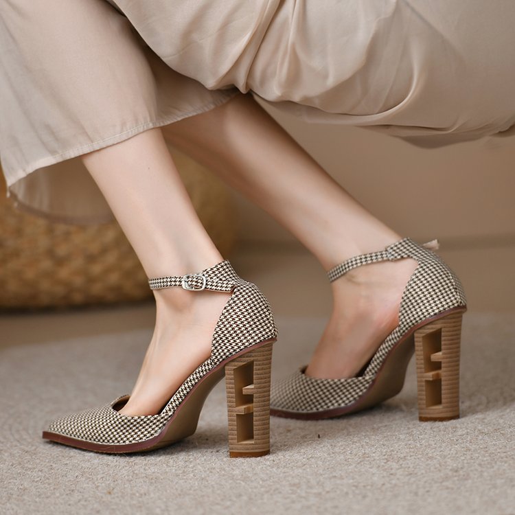 Moscow Women’s High-Heel Pumps