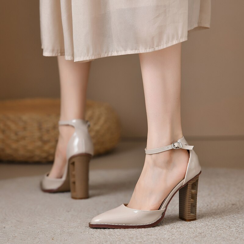 Moscow Women’s High-Heel Pumps