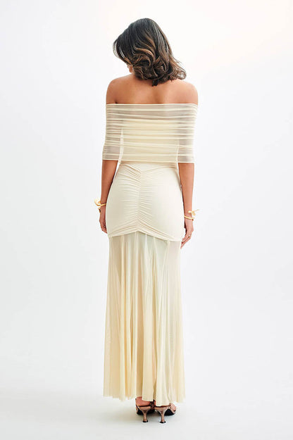 Nocturne Whisper – Fitted Backless Dress